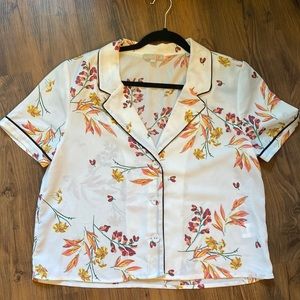 Gianni Bini White Floral Top